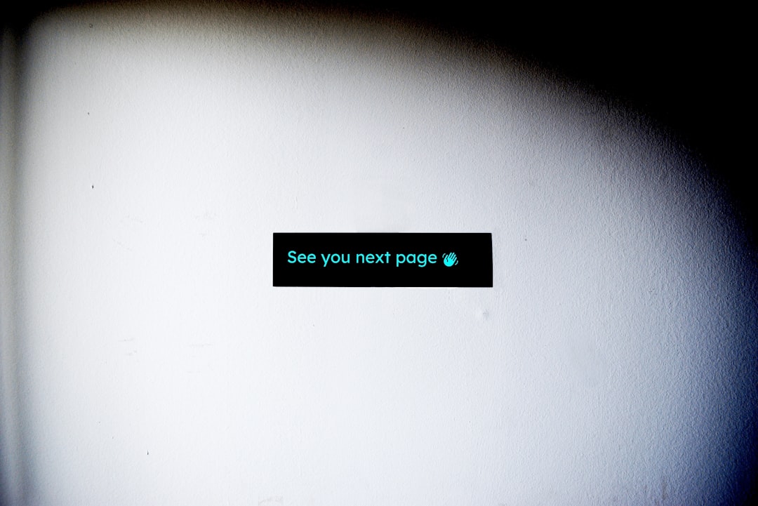 Get the coolest paper bookmarks at www.papurrr.com 😊